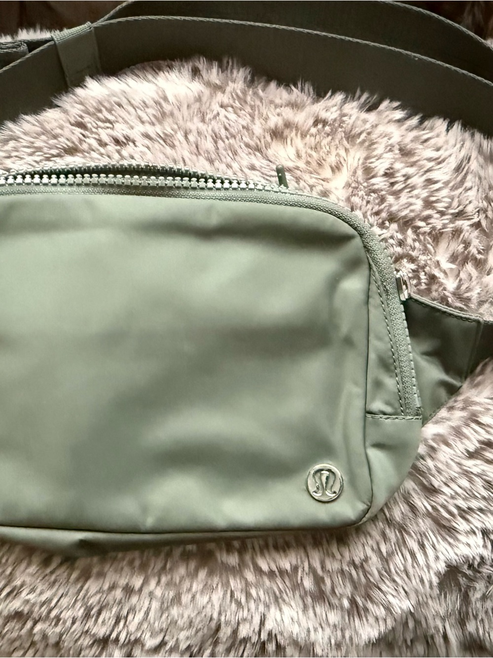 lululemon dusty pink and gray plush-lined pouch